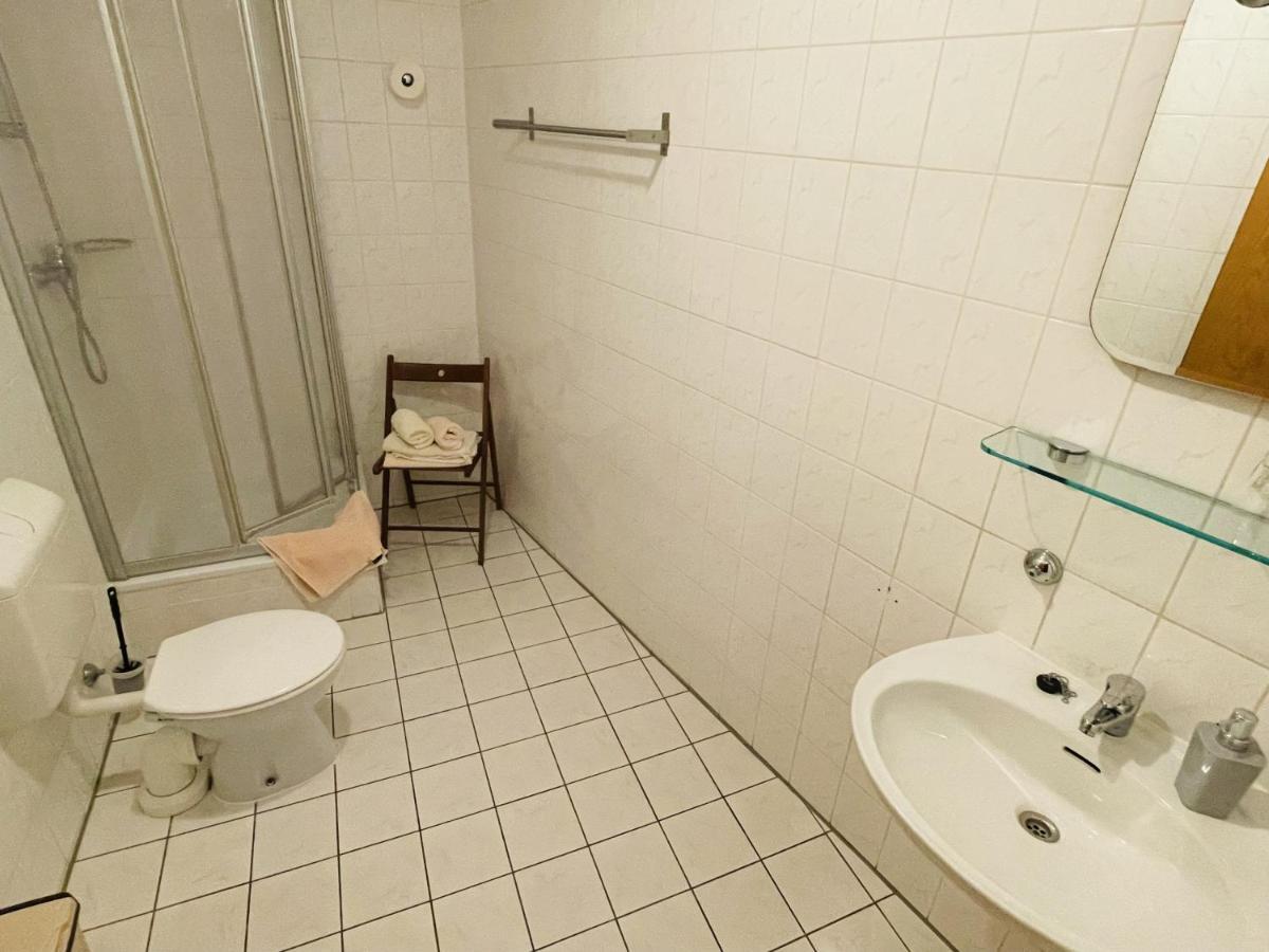 Zum Alten Krug Naumburg  Eksteriør billede